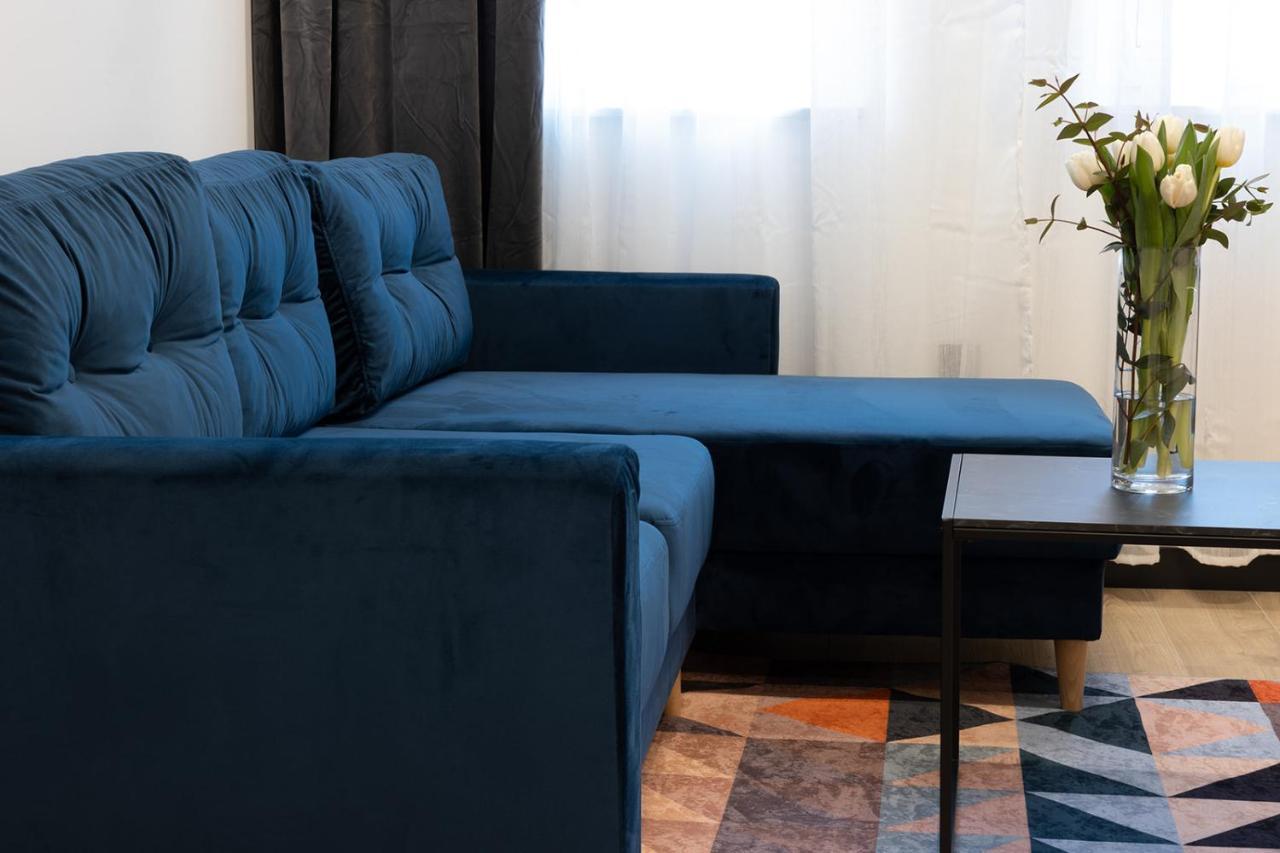 Apartmani Mozart-Centar Вировотиця Екстер'єр фото