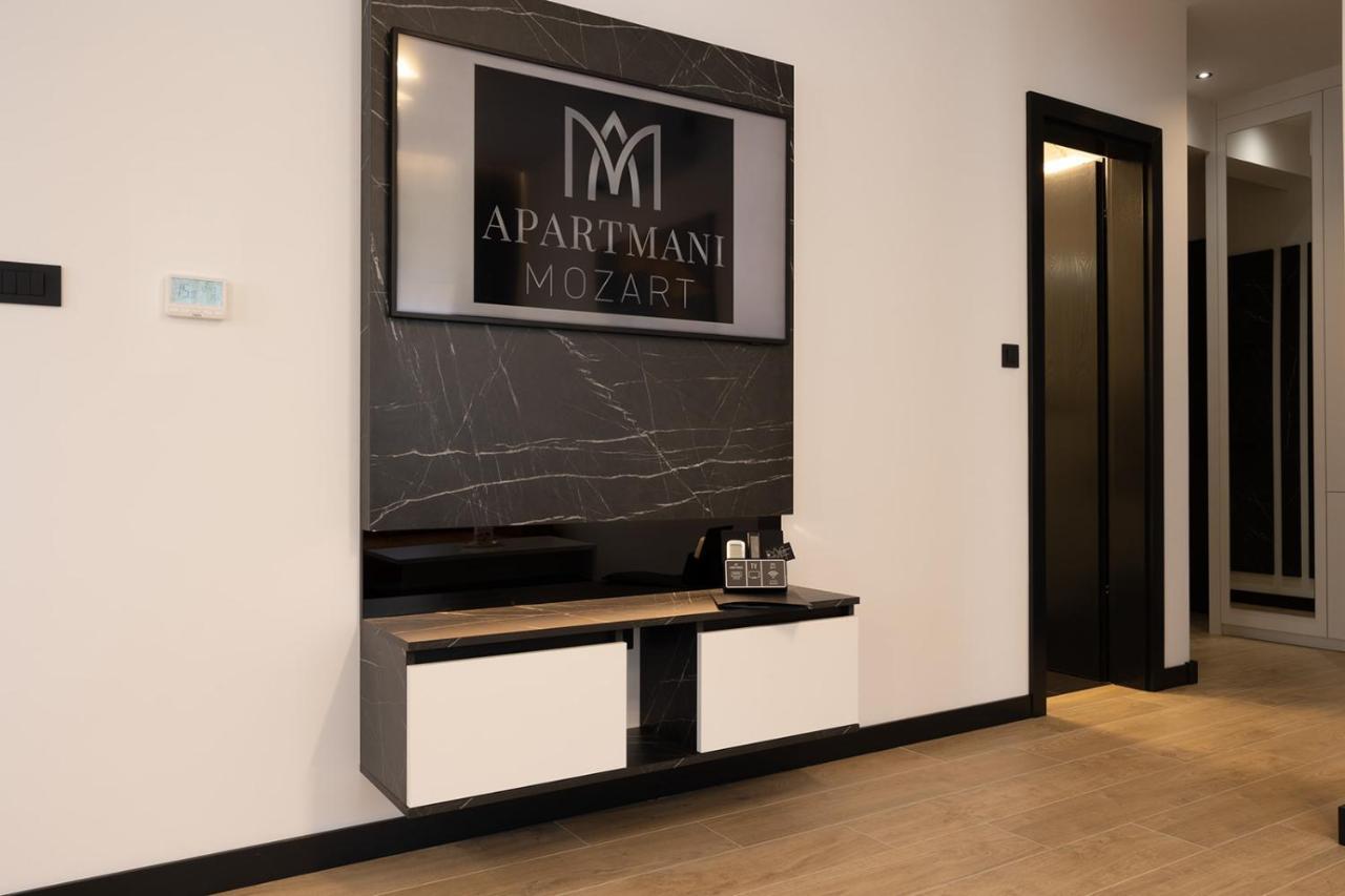 Apartmani Mozart-Centar Вировотиця Екстер'єр фото